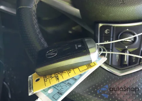 2021 Acura Rdx A-Spec Package z USA, uszkodzony, nr VIN 5J8TC1H69ML013421